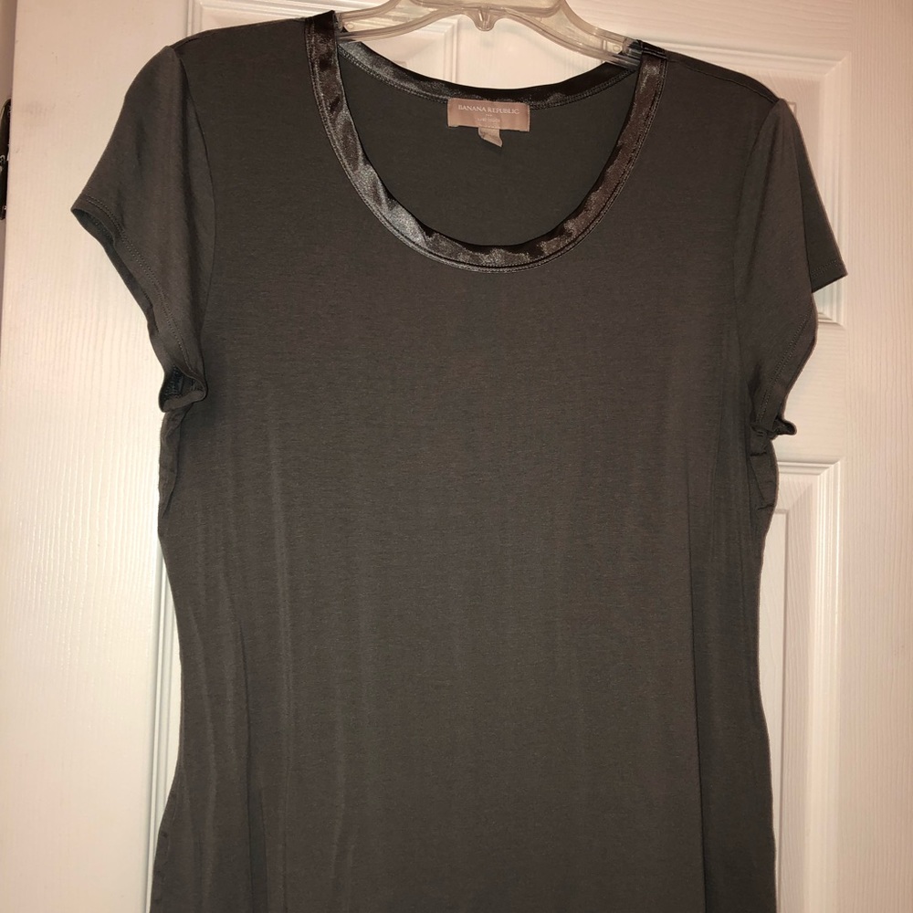 Banana Republic Luxe Touch shirt sleeve top, XL